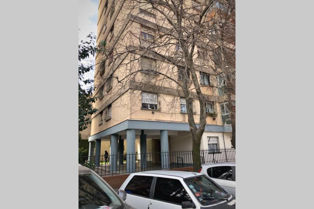 Departamento Centrico A Metros De Plaza Belgrano Appartement San Salvador de Jujuy Buitenkant foto